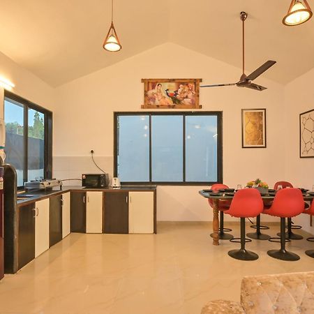Ekostay - Eclipse Villa Карджат Екстериор снимка